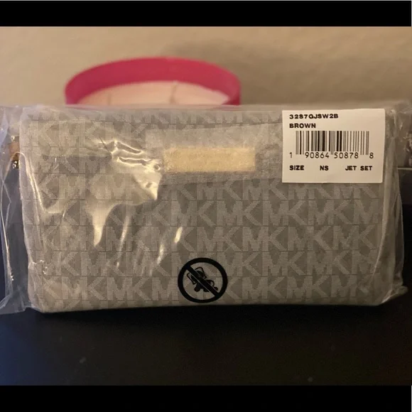 Michael Kors Jet Set Medium Wristlet Brown - Picture 6 of 7